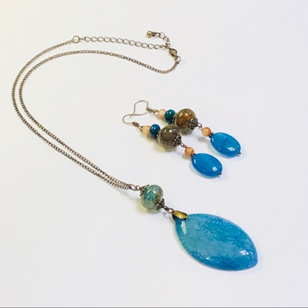 Dragon’s Veins Agate Pendant & Matching Earrings